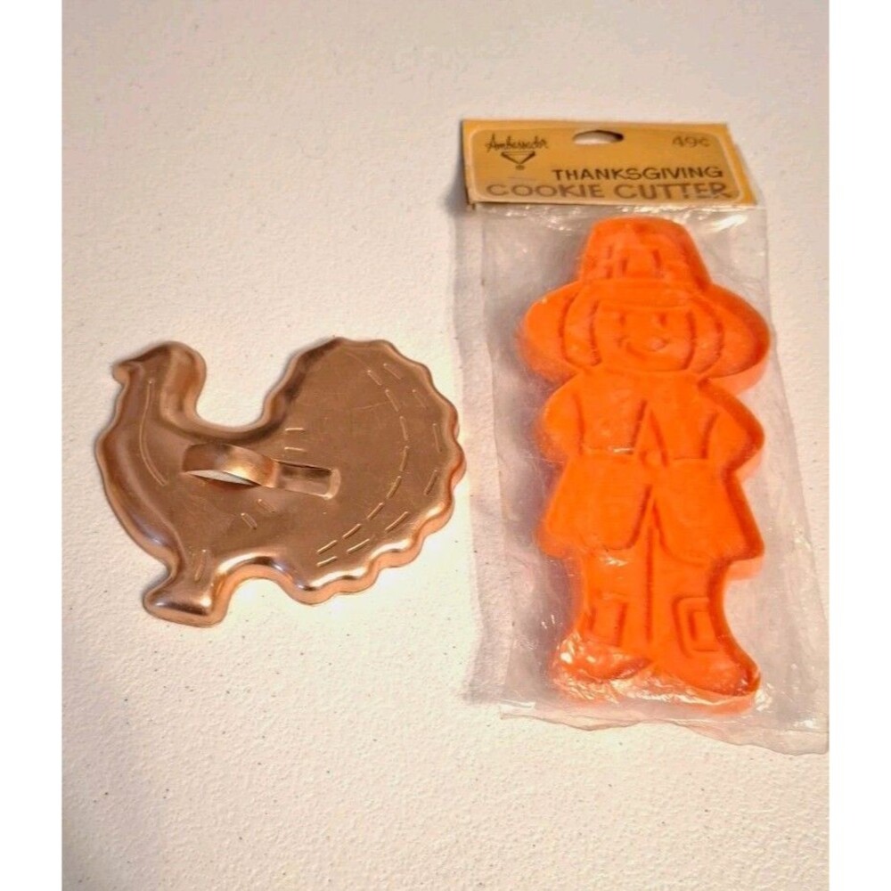 Vintage Thanksgiving Cookie Cutter Lot Mirro Copper Turkey Ambassador Pilgrim